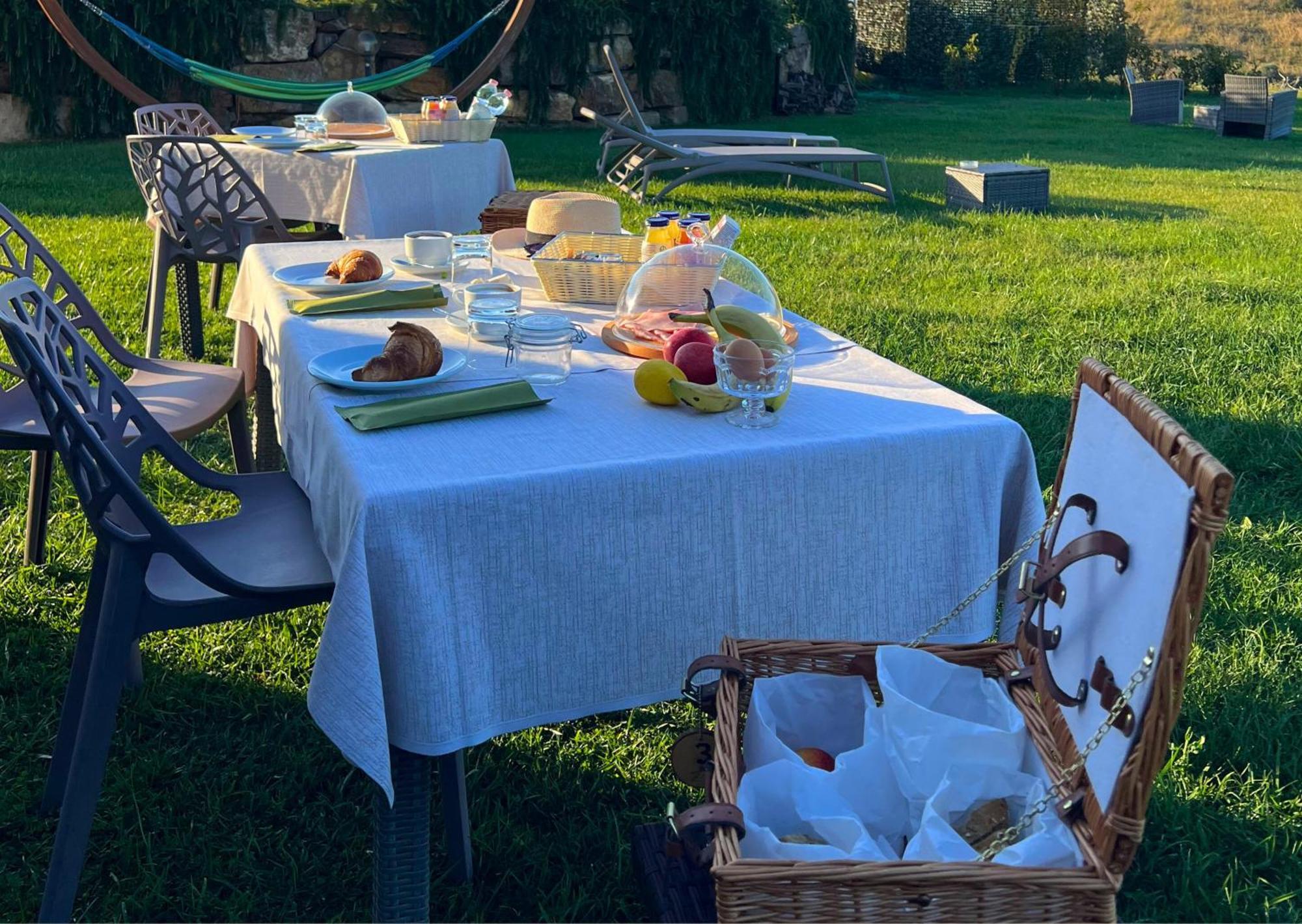 Agriturismo La Vista - Adults Only فونتيبلاندا المظهر الخارجي الصورة